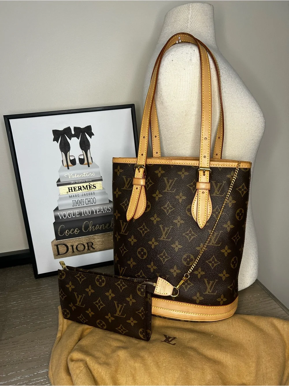 Louis Vuitton Petit Bucket Monogram Canvas Bag, EUC